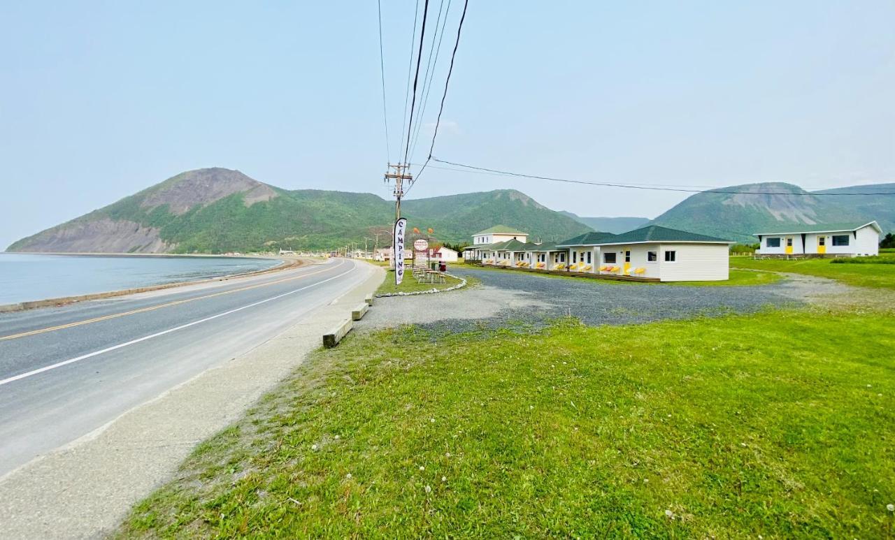 Chalets Bernatchez Mont-Saint-Pierre Kültér fotó