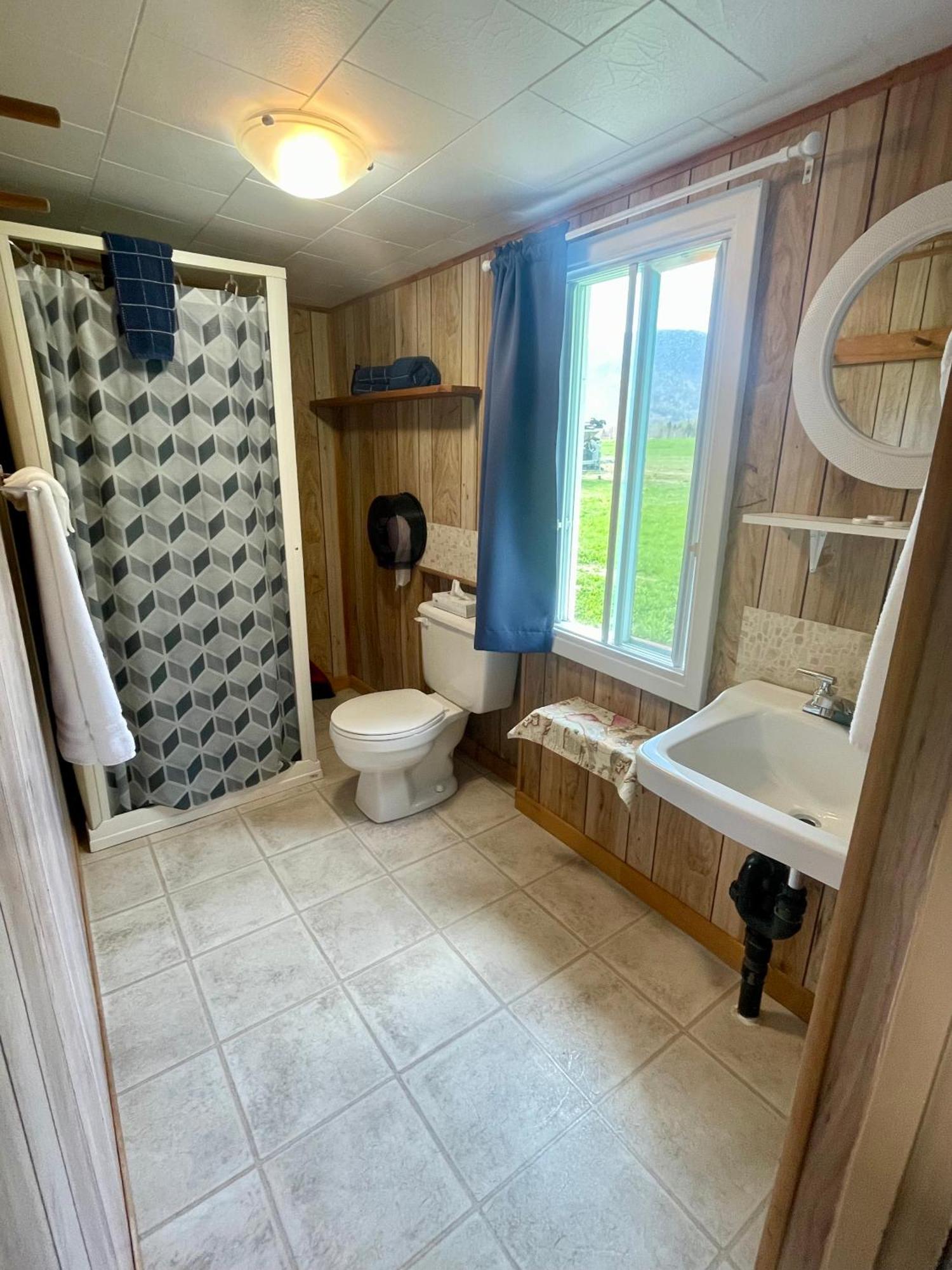 Chalets Bernatchez Mont-Saint-Pierre Kültér fotó