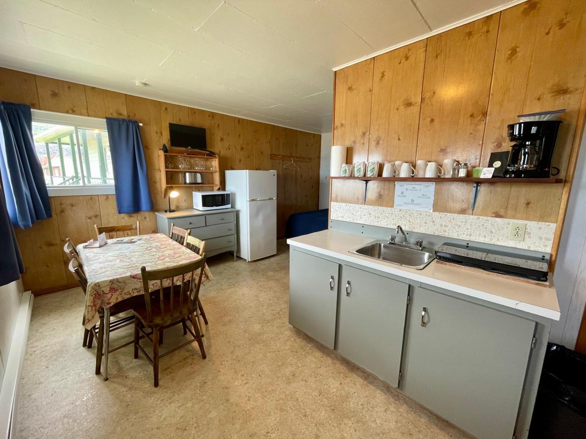 Chalets Bernatchez Mont-Saint-Pierre Kültér fotó
