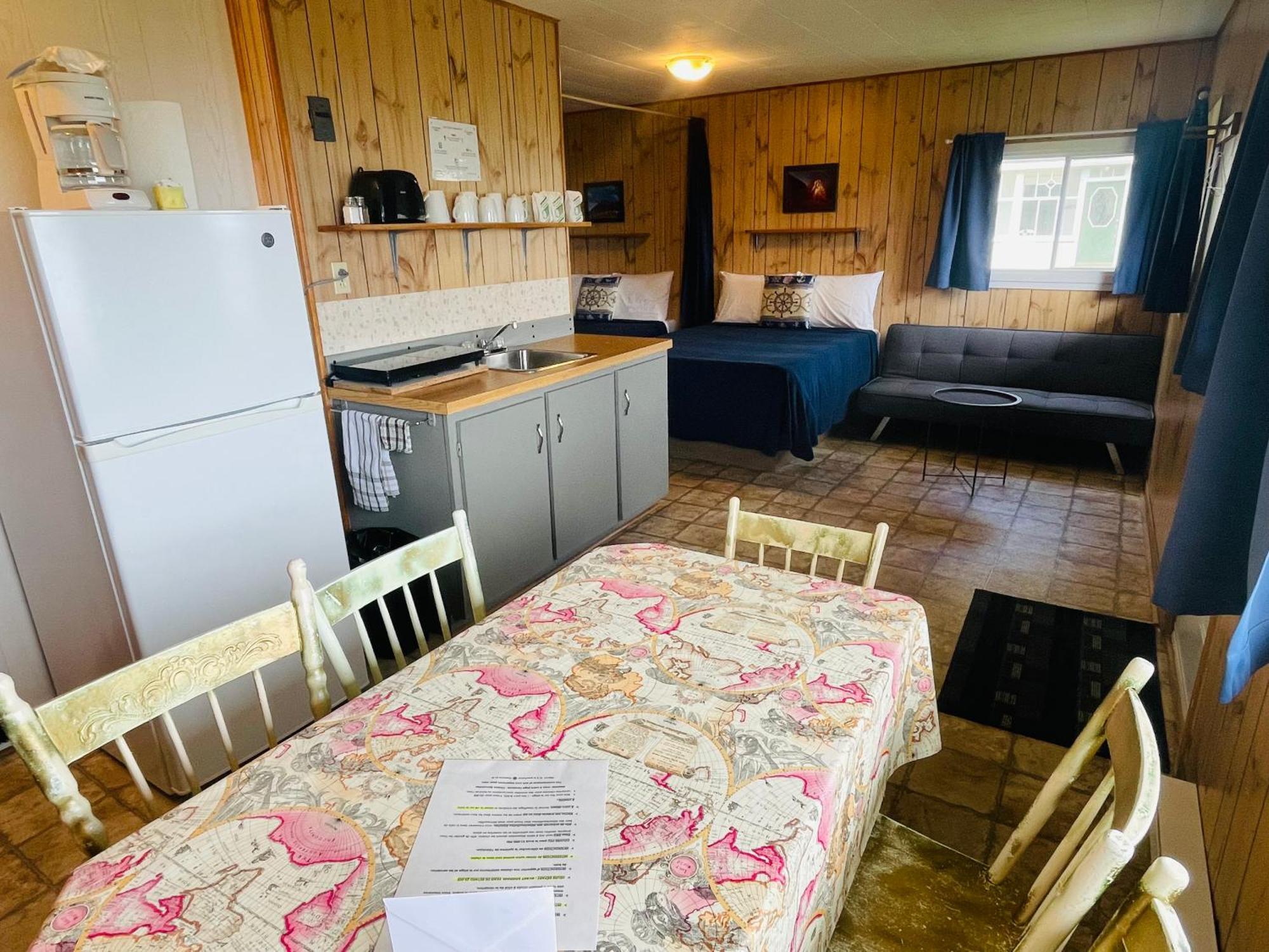 Chalets Bernatchez Mont-Saint-Pierre Kültér fotó